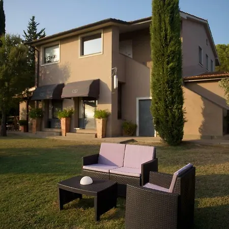 Alloggio per agriturismo Quercia Rossa Rural House
